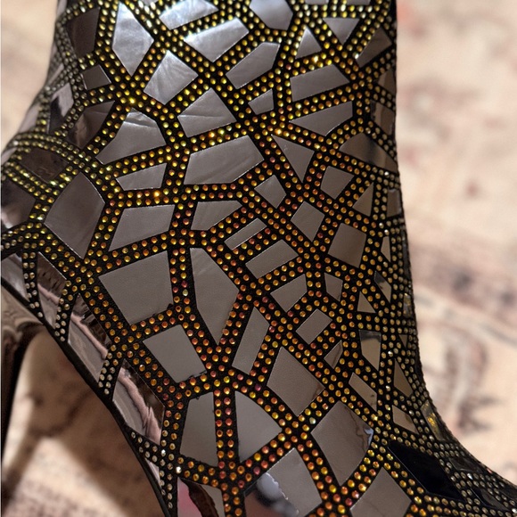 Cape Robbin Black and Gold Geometric Heeled Boots - Picture 2 of 2